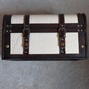 Linda Dano Ivory Croc Embossed Wooden Studded Storage Chest abt 14" x 9 3/8" x8"